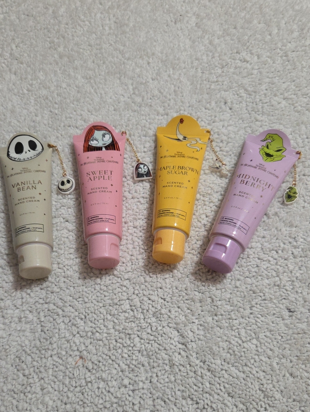 NWT SET OF 4 DISNEY THE NIGHTMARE BEFORE CHRISTMAS SCENTED HAND CREAM